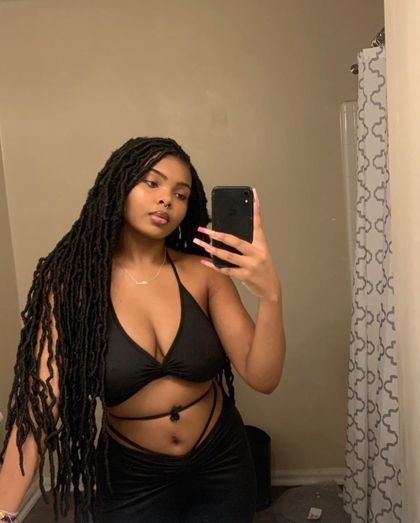 julliecruzz OnlyFans picture