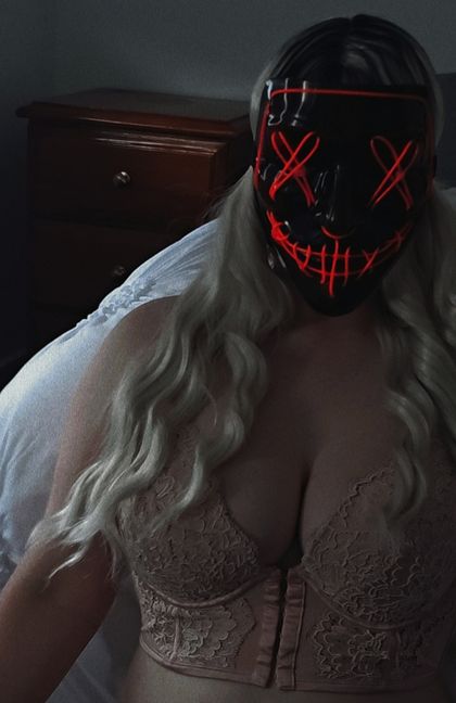 maevely OnlyFans picture