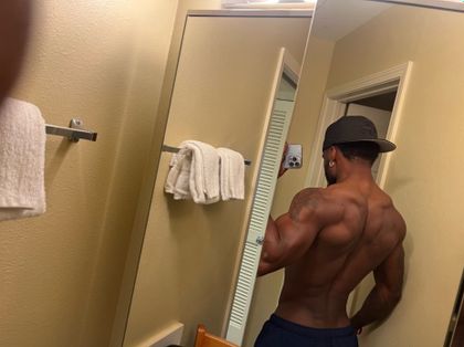 cougarsluvk OnlyFans picture