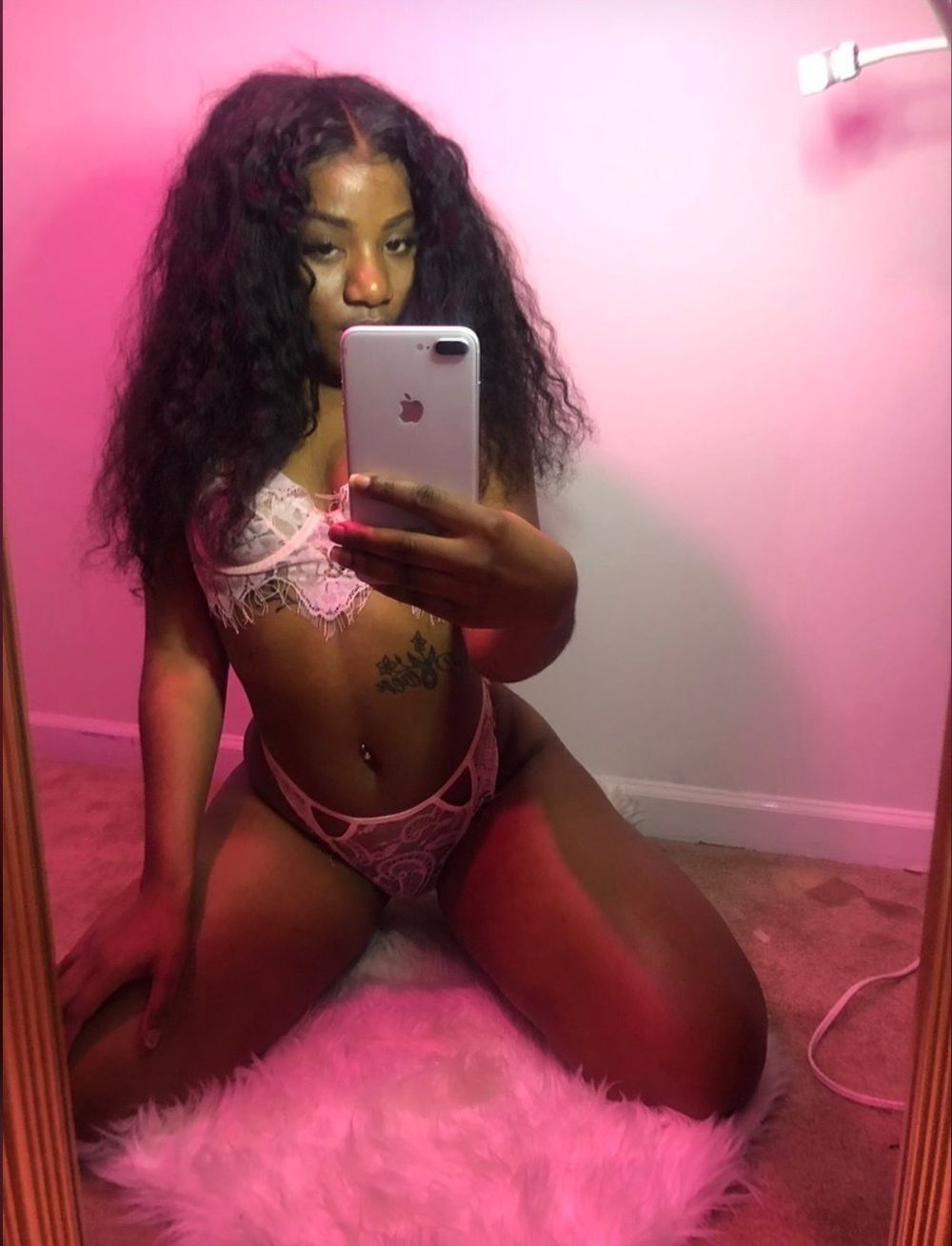 tinysupereme OnlyFans profile picture