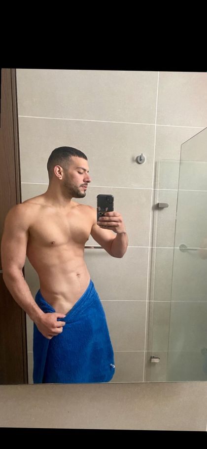 andrew.dgm OnlyFans picture