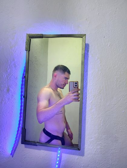 castillo8yesid OnlyFans picture