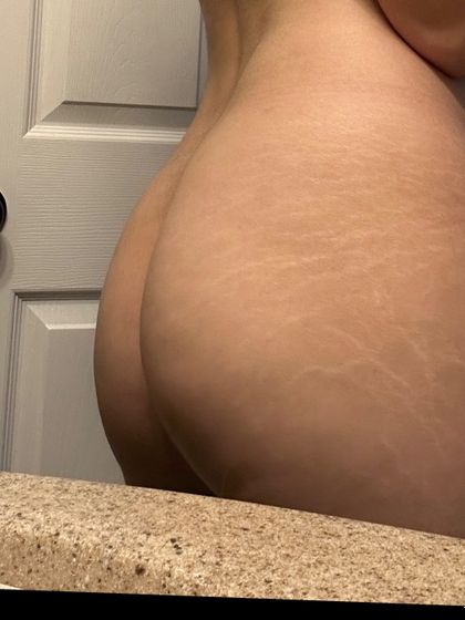 petitexbrunettex OnlyFans picture