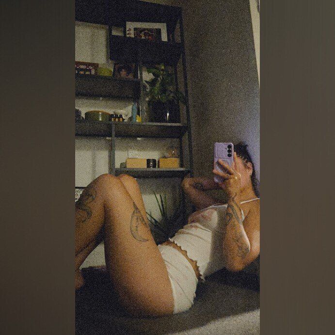thatweirdbitchtara OnlyFans profile picture