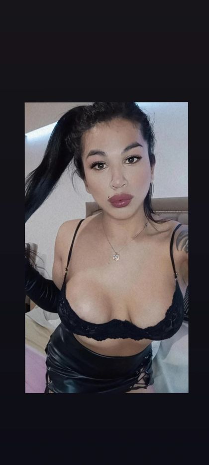 aaannnaaaa OnlyFans picture