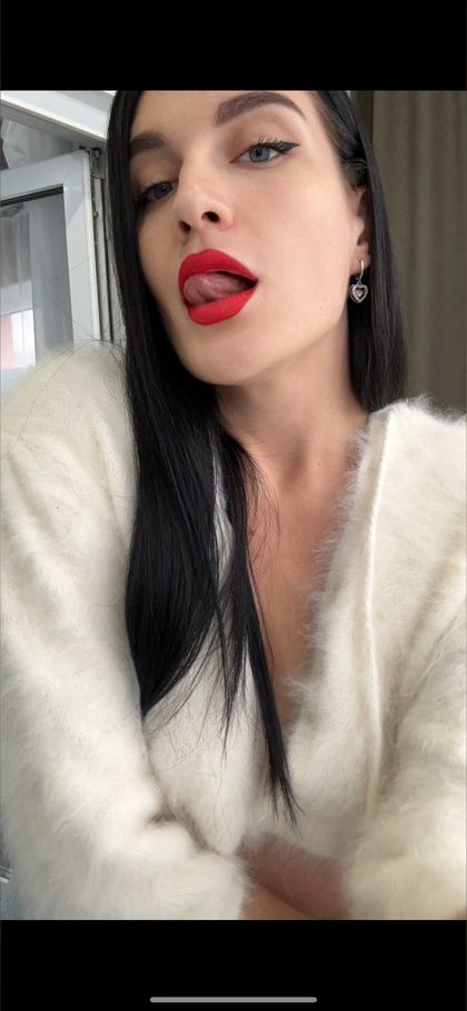 fluffyviktoriya OnlyFans picture