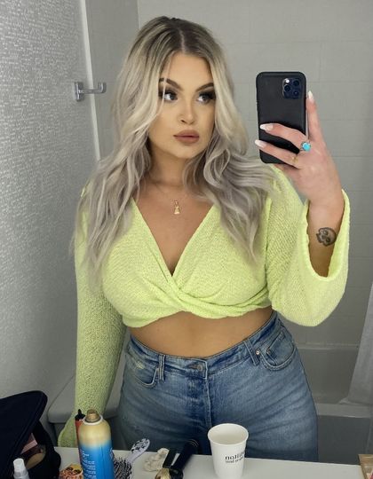 illizon OnlyFans picture
