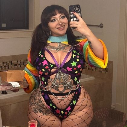 reiinabae OnlyFans picture