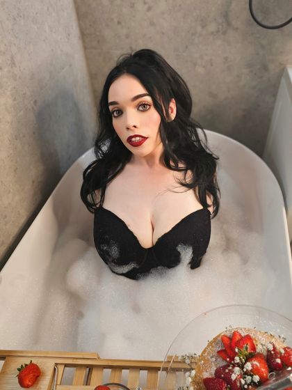 heyelliebeth OnlyFans picture
