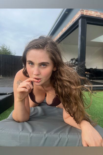 misscherrycarmen OnlyFans picture