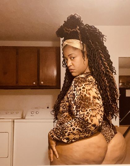 ladyvphatcakesfree OnlyFans picture