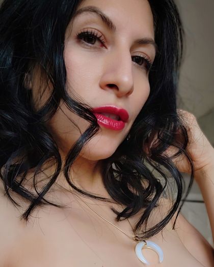 gretalayne OnlyFans picture