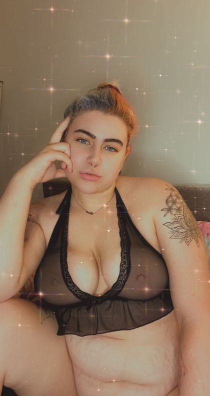 lunarae0 OnlyFans picture
