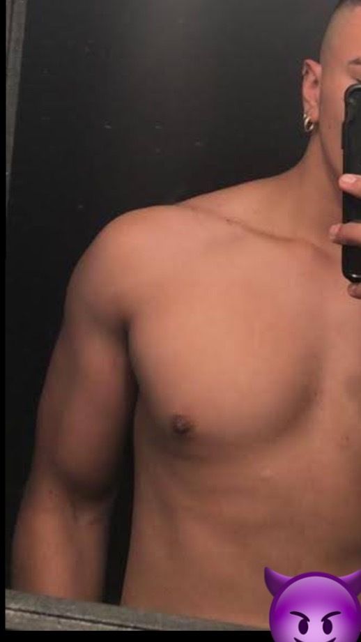 sebas06reyes02 OnlyFans profile picture