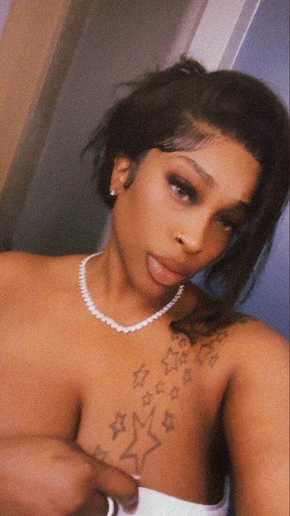 therealevecarter OnlyFans picture