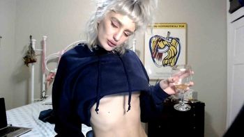 lil8008135 OnlyFans - Free Trial - Photos - Socials | FansMetrics.com