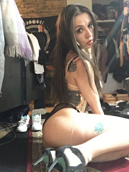 hotevilth0t OnlyFans picture
