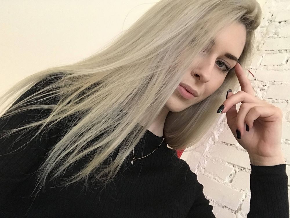 tessi_di OnlyFans - Free Trial - Photos - Socials | FansMetrics.com