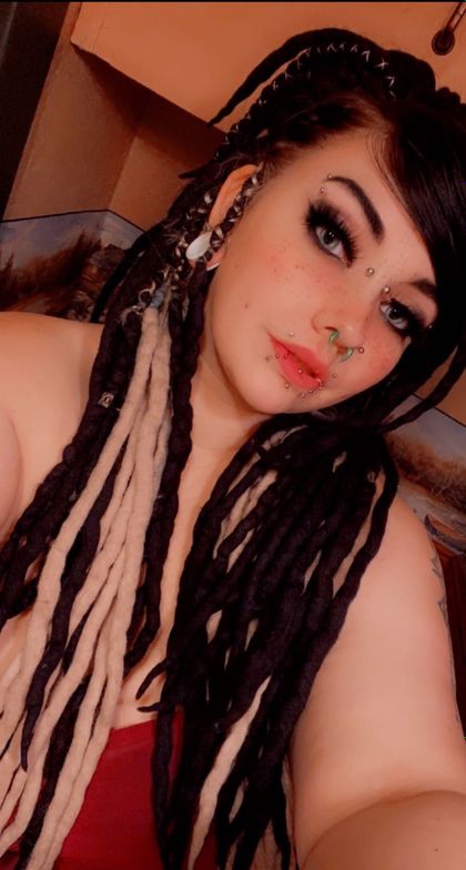 t0xicg0th666 OnlyFans picture