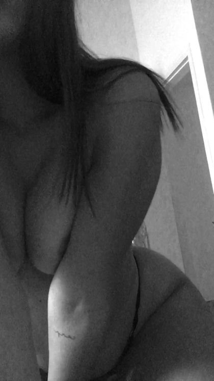 milagirlxo OnlyFans picture