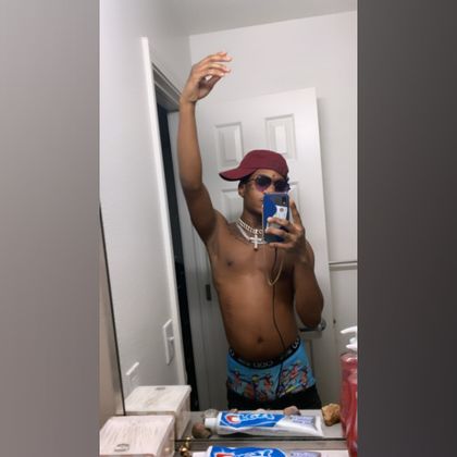 theehollyway OnlyFans picture