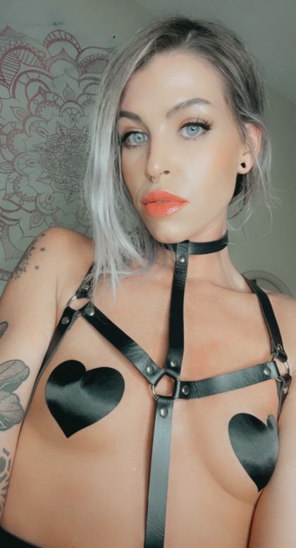 whit3rabbitt OnlyFans picture