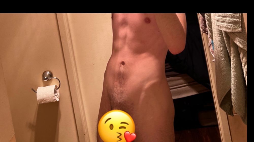 theboywhoswallowed OnlyFans profile picture