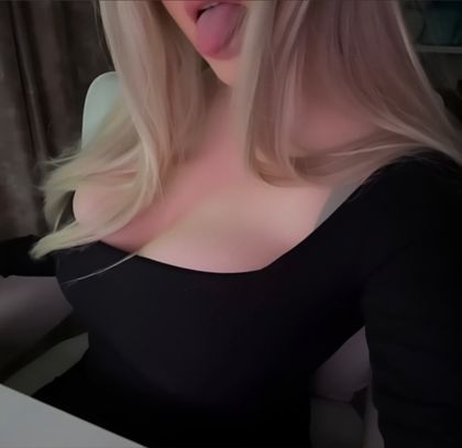 faeinsilk OnlyFans picture