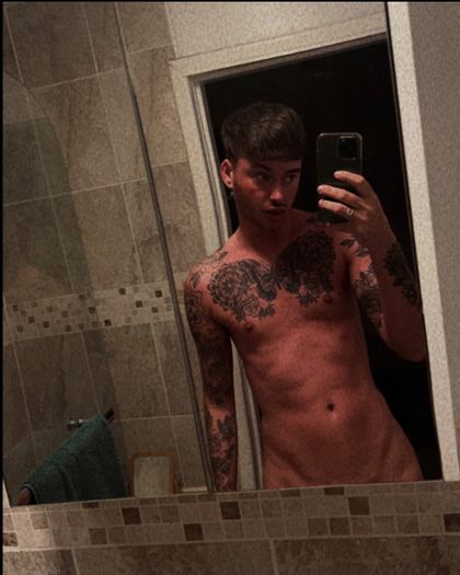kylemoorexo OnlyFans picture