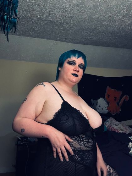 bustycat96 OnlyFans picture