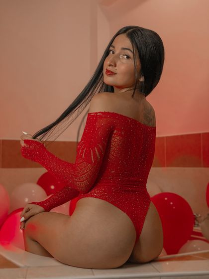 Best Hot Soy Colombiana OnlyFans Accounts with discounted price  