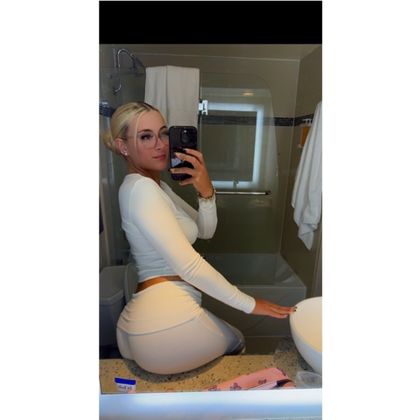 alyssaangel1 OnlyFans picture