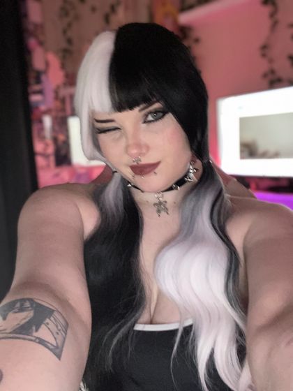 lyraskyoffical OnlyFans picture
