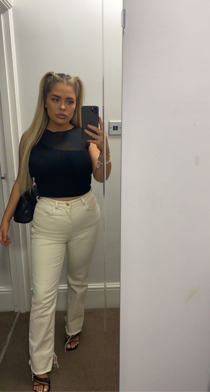 elliemcnamara OnlyFans picture