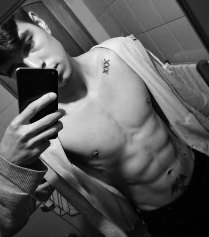 moreno68 OnlyFans picture