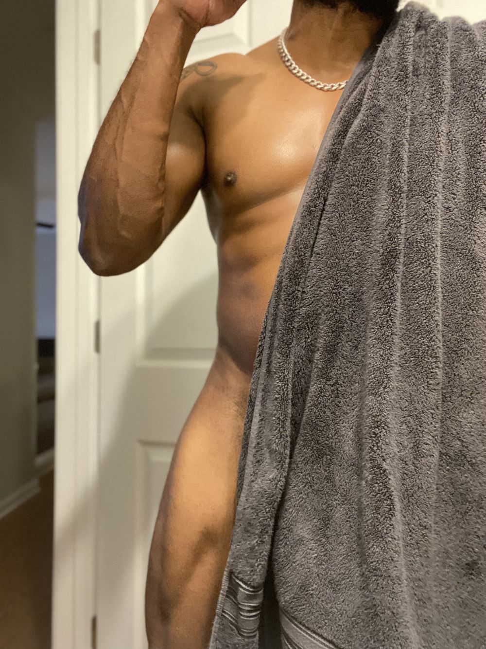 u90402778 OnlyFans profile picture