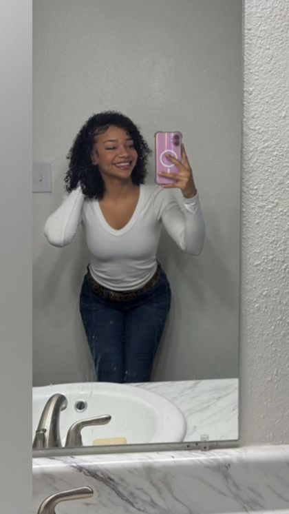 leahhboo OnlyFans picture