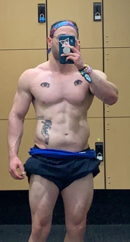 calabrianpear OnlyFans picture