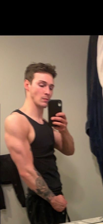 kyle694201996 OnlyFans picture