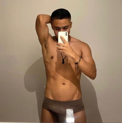 bisexualcaleta19 OnlyFans picture