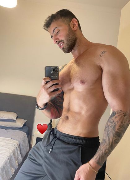 chris_levant OnlyFans picture