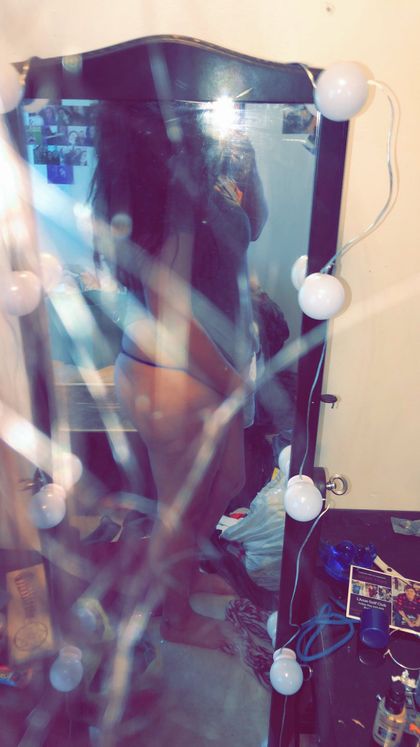 kiki-99 OnlyFans picture