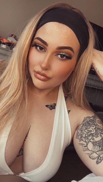 noelleh8 OnlyFans picture