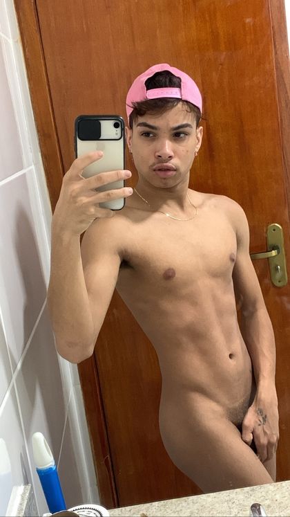 henriquelira18 OnlyFans picture