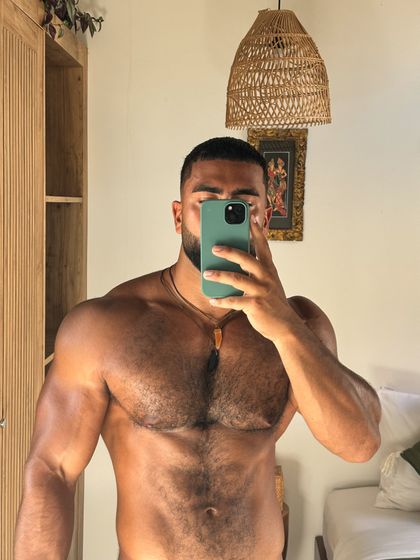 elyassorari OnlyFans picture
