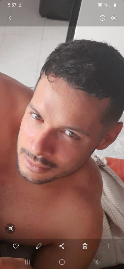 losabrosolatino OnlyFans picture