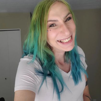 Best Hot Willow Grey OnlyFans Accounts | FansMetrics.com