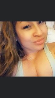 thislatina OnlyFans picture