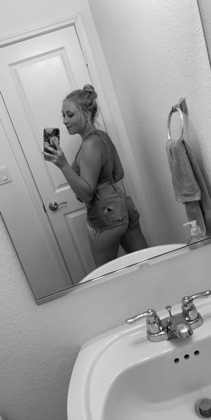rosie5798 OnlyFans picture