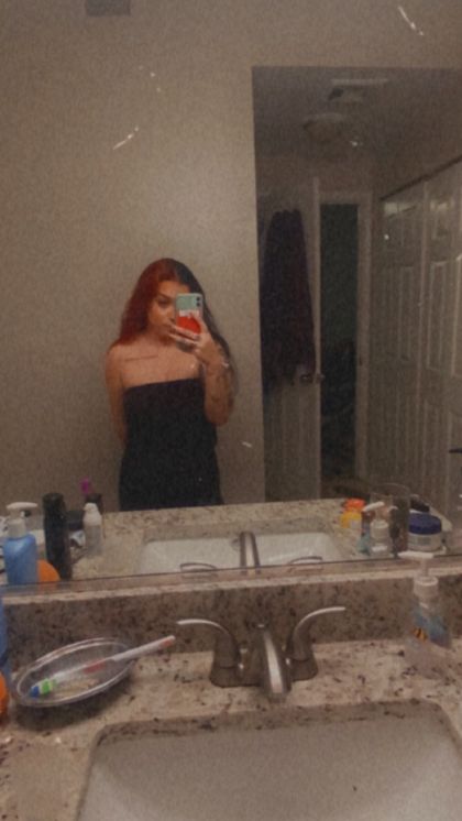lydster OnlyFans picture